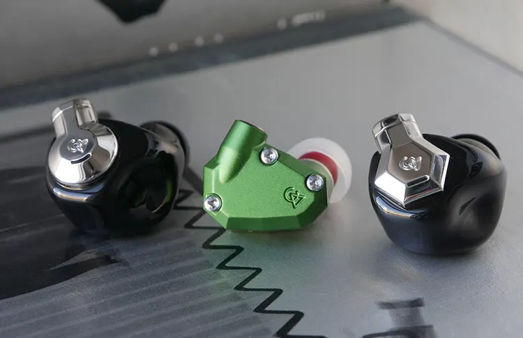 Campfire Audio Ponderosa beside Cascara and Andromeda
